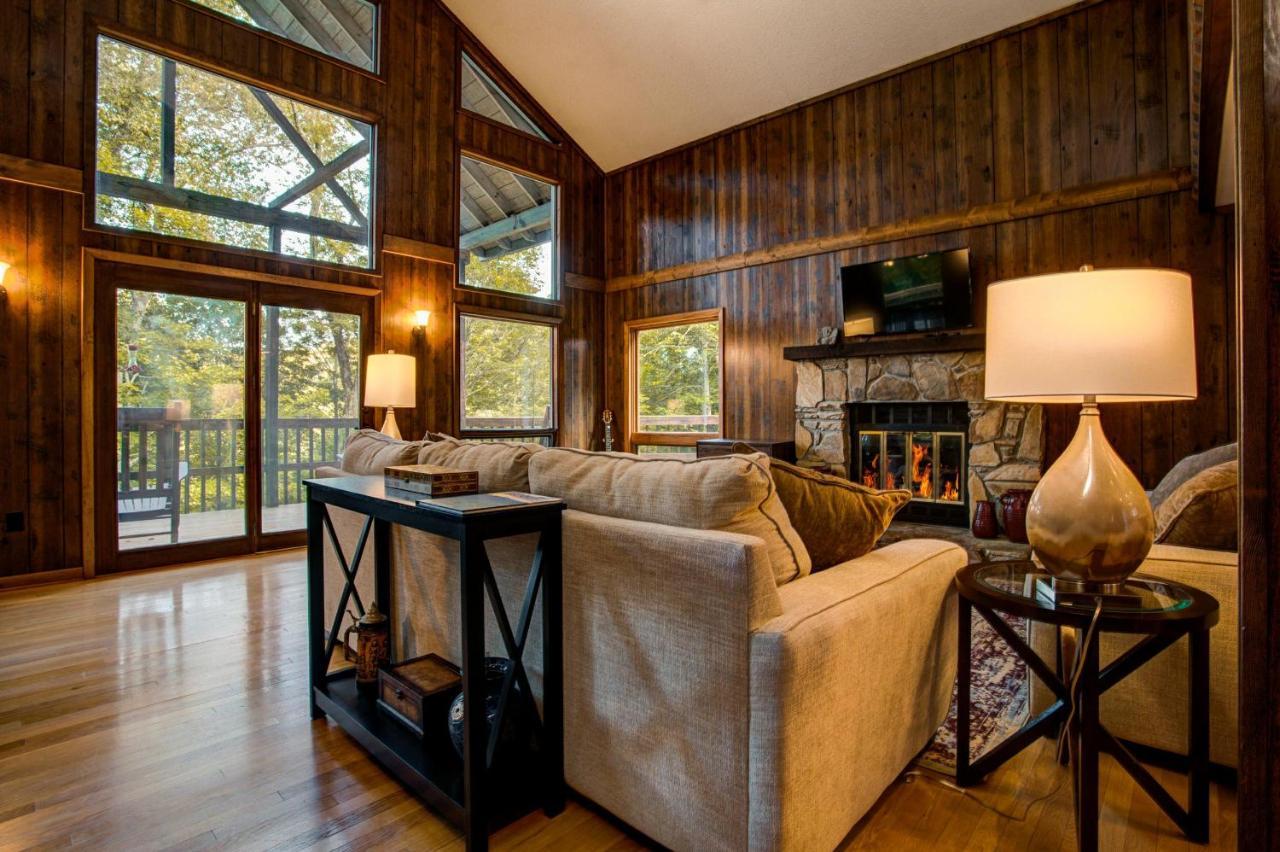 Вилла Wolf Ridge Retreat Swiss Экстерьер фото