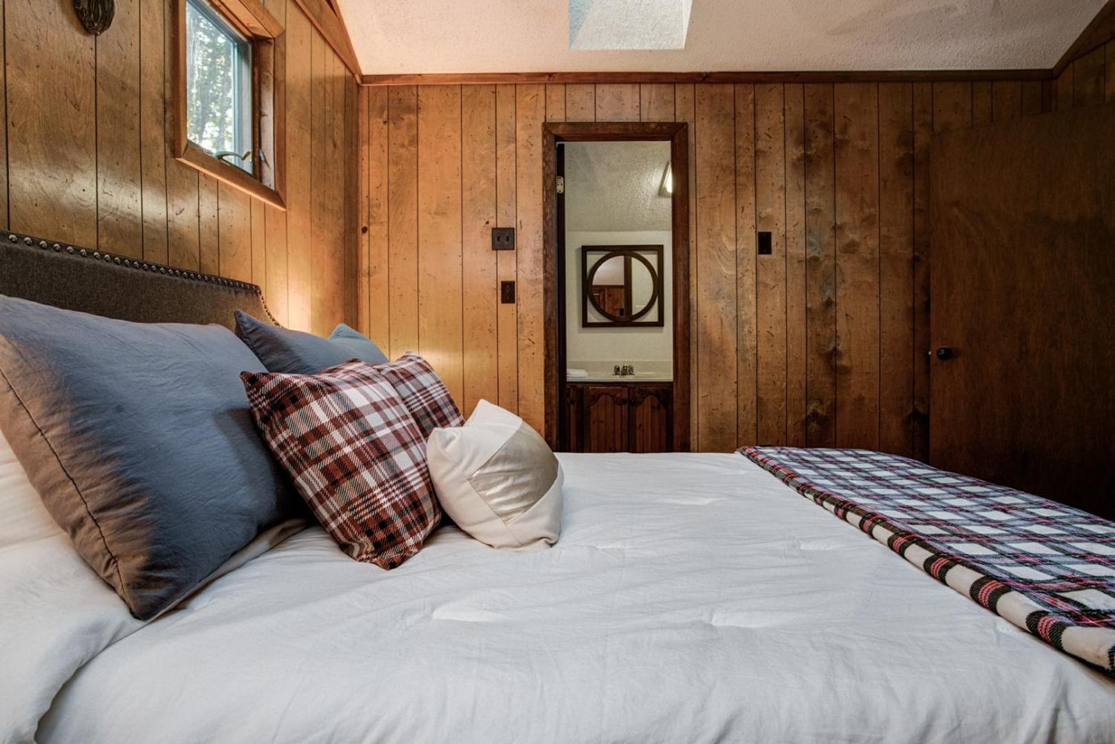 Вилла Wolf Ridge Retreat Swiss Экстерьер фото