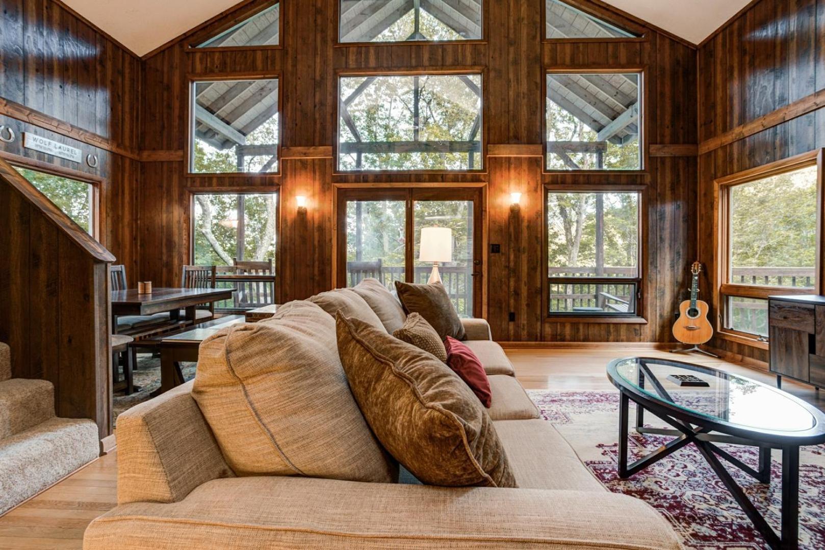 Вилла Wolf Ridge Retreat Swiss Экстерьер фото