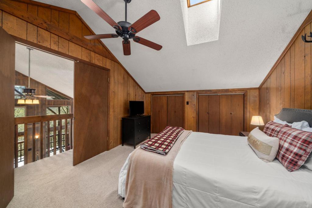 Вилла Wolf Ridge Retreat Swiss Экстерьер фото
