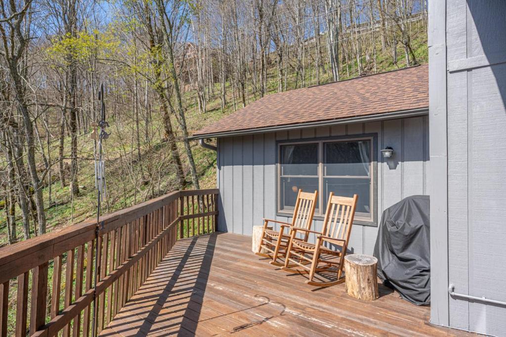 Вилла Wolf Ridge Retreat Swiss Экстерьер фото