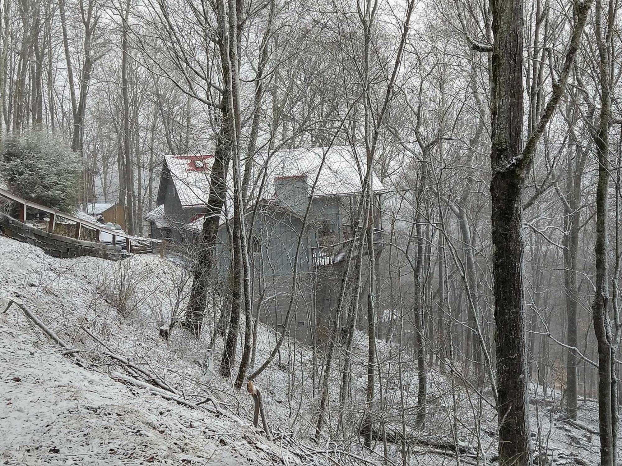 Вилла Wolf Ridge Retreat Swiss Экстерьер фото